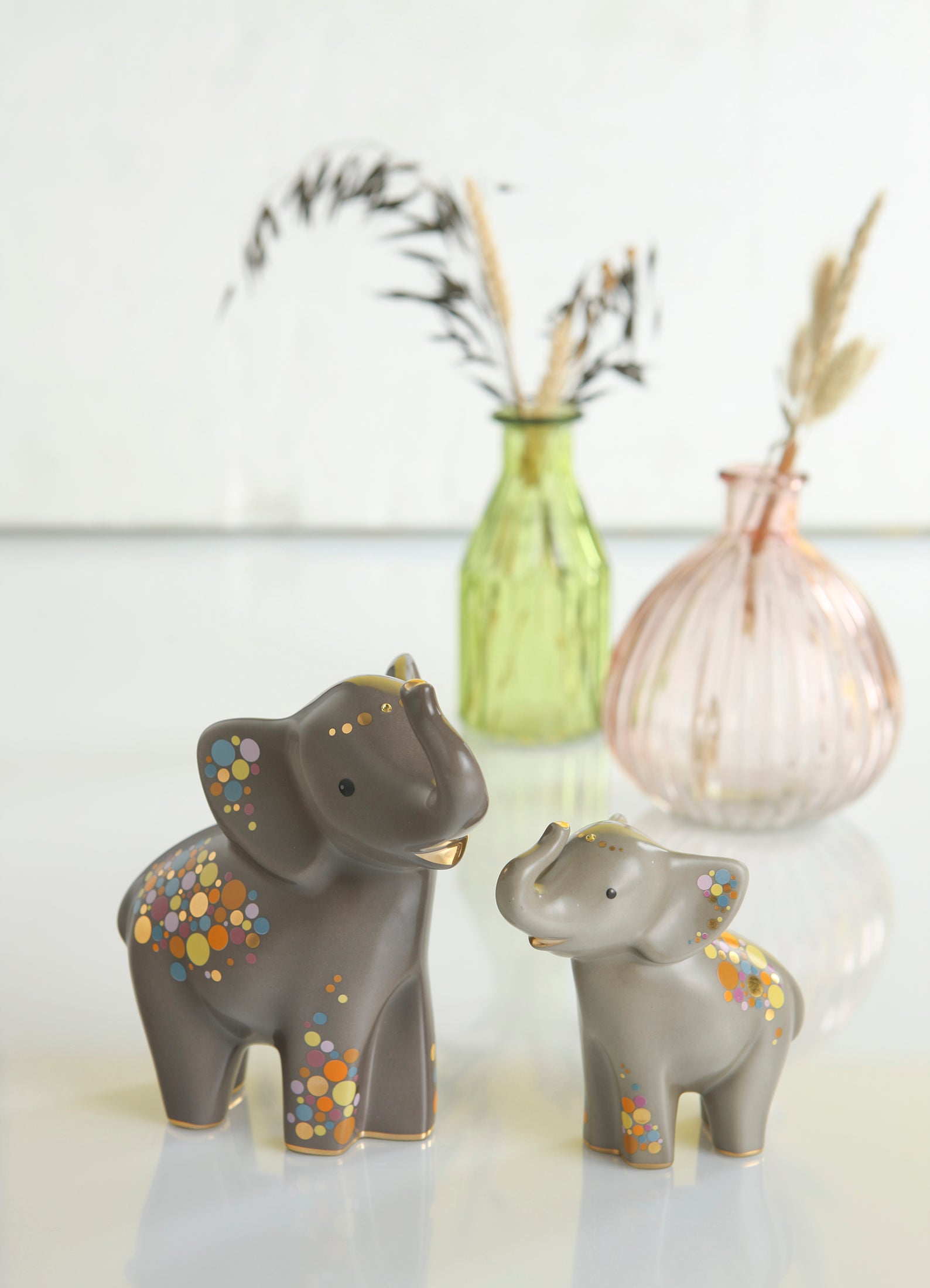 Goebel - Elephant Deluxe - Elephant Porcelain Figure Ndiwa