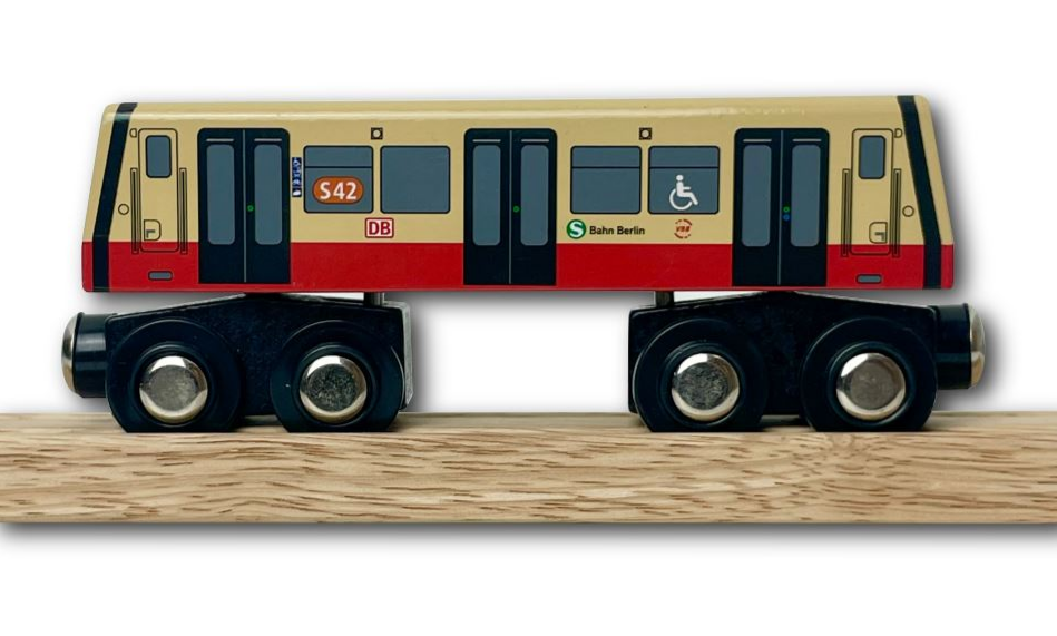 Miniature wooden S-Bahn Berlin S42 to play with