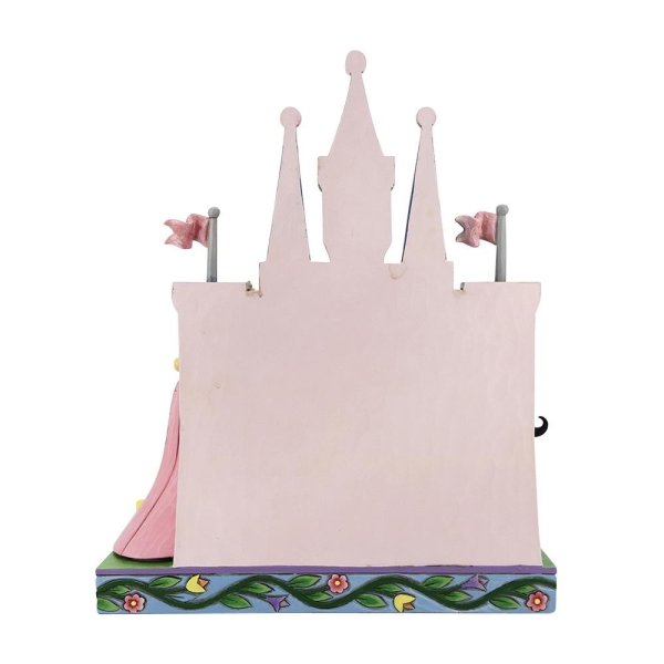 Disney Traditions Princesses Group in front of the Castle Deluxe Figure