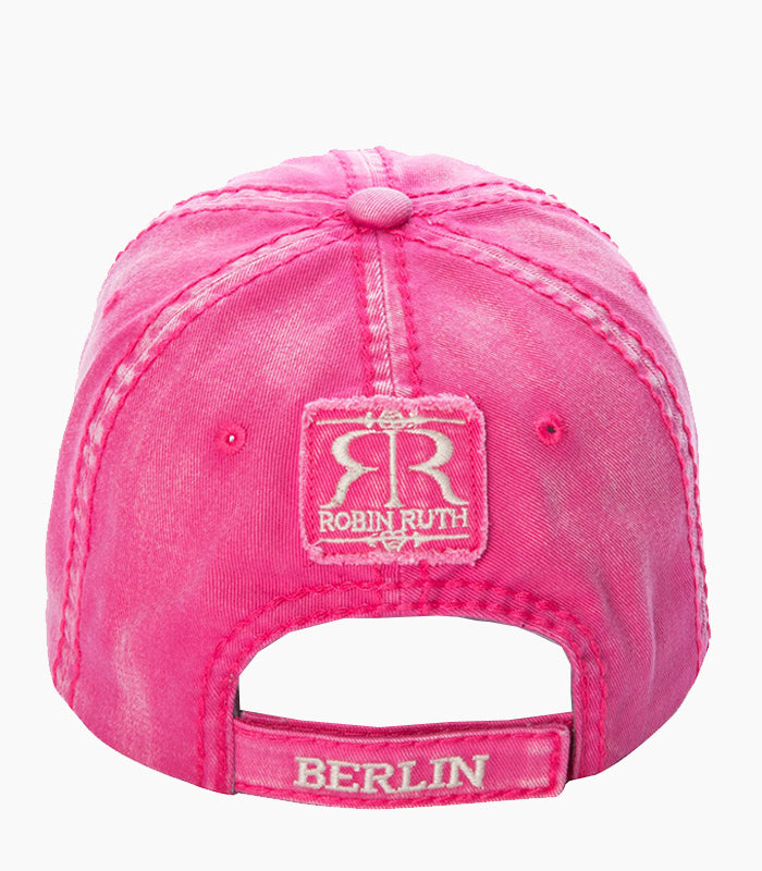 Berlin-Cap-Nele-von-Robin-Ruth-berlindeluxe-rosa-rosen-hinten