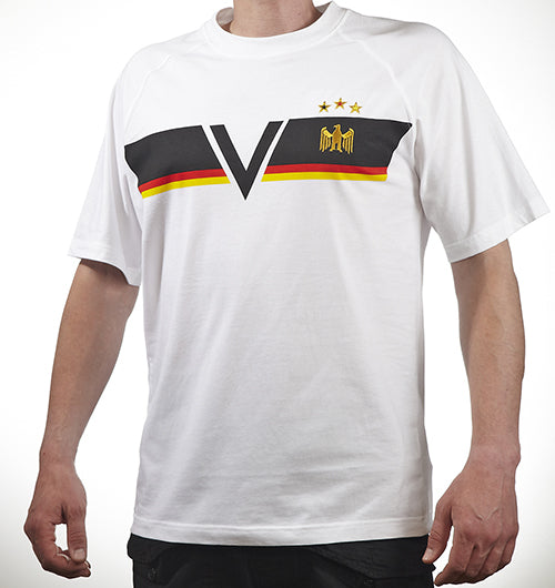 Fan-T-Shirt-Victory-WM-berlindeluxe-trikot-schwarz-rot-gold-adler