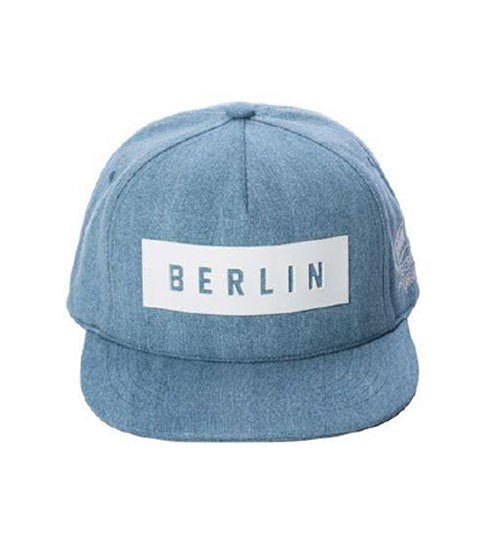 Berlin cap white/blue by Robin Ruth