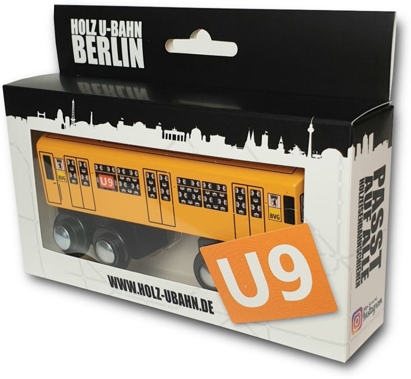 Miniatur Holz U-Bahn Berlin U9 zum Spielen.