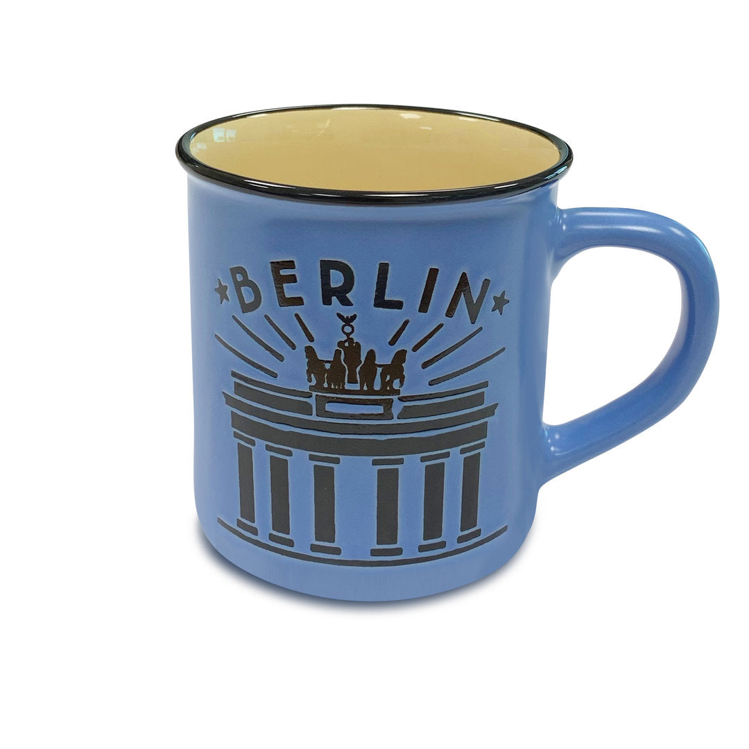 Berlin-Tasse-von-Robin-Ruth-berlindeluxe-brandenbugrertor-berlin-blau